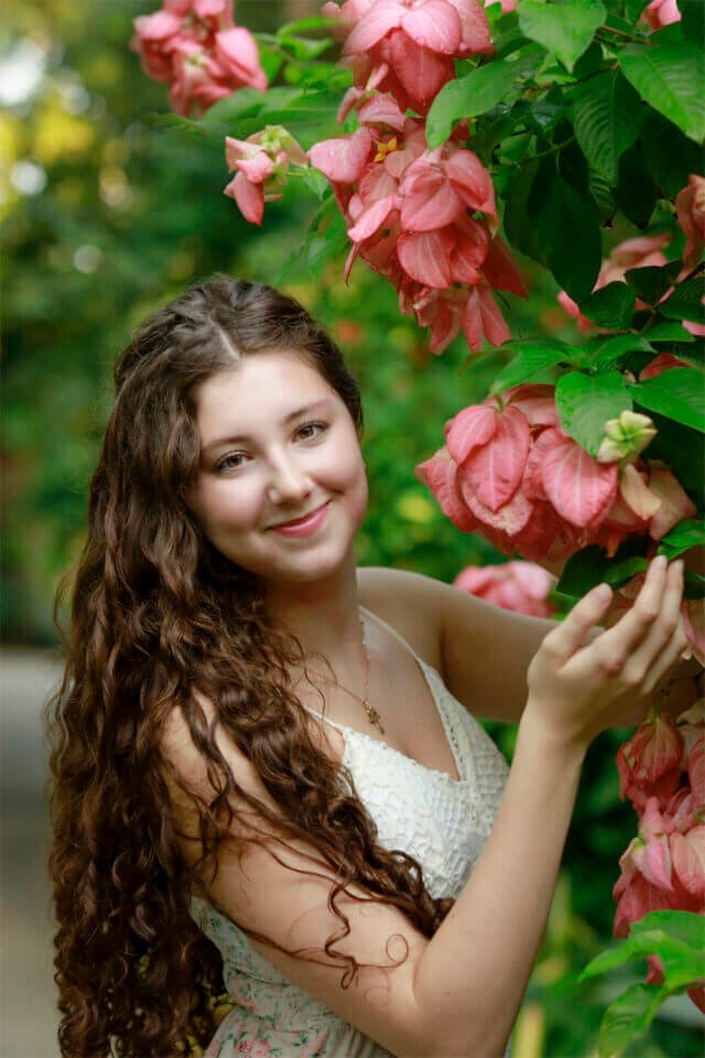 Photo of high school senior by Katrina Photography